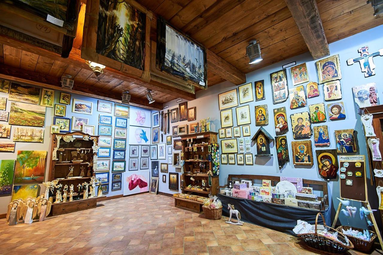 Bed and Breakfast Karczma Brzeziniak Цисна Экстерьер фото